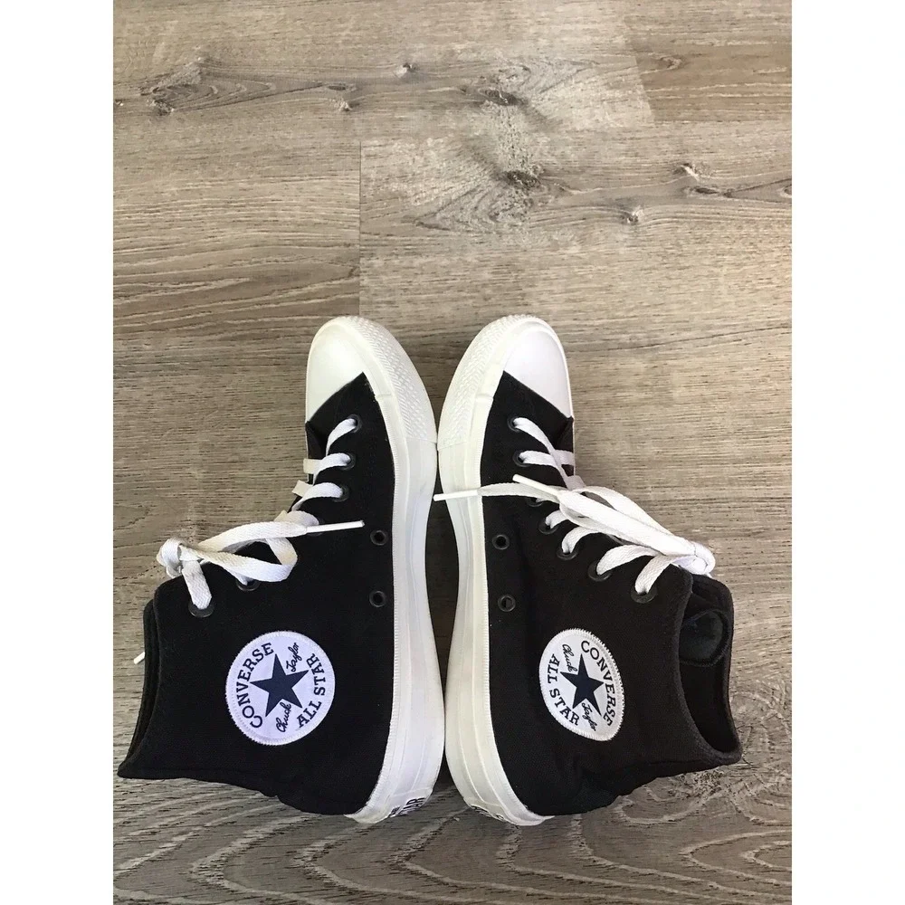Converse Chuck Taylor All Star 2 Mid Black/White Sneaker 150143C Women's Sz 7.5